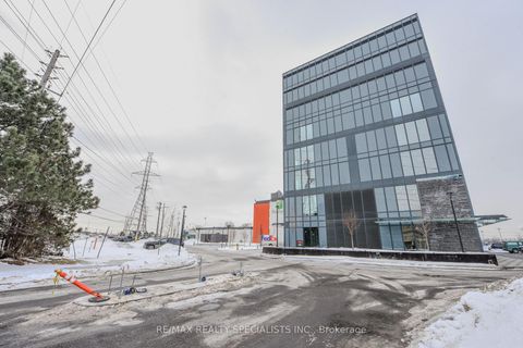 Photo 3 at 425 - 600 Dixon Road W, Richview, Toronto