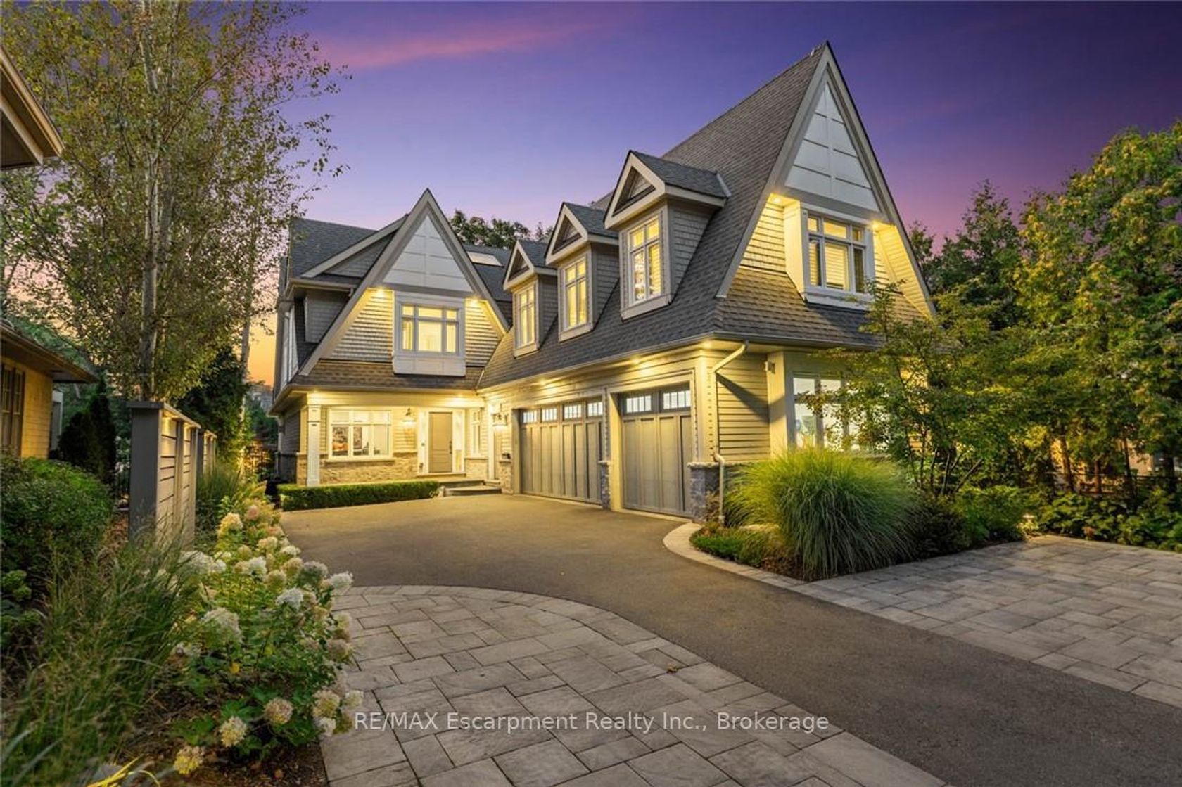 3087 Lakeshore Road, Roseland, Burlington 