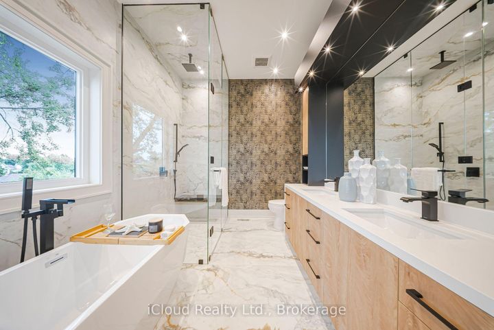 Photo 11 at 1374 Tansley Drive, WO West, Oakville