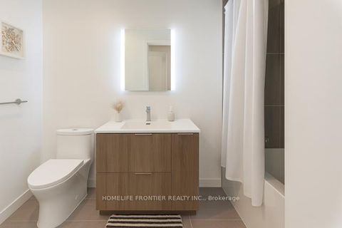 Photo 6 at 205 - 185 Alberta Avenue, Oakwood Village, Toronto