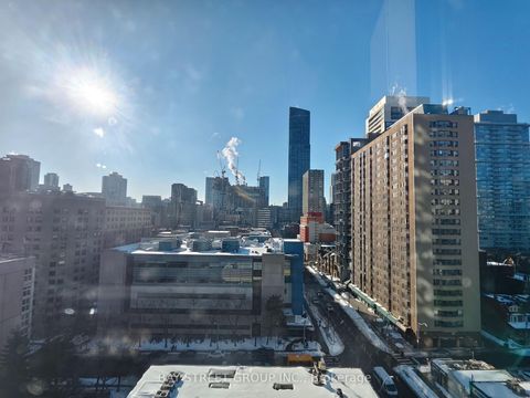 Photo 9 at Ph 01 - 117 Gerrard Street E, Yonge Corridor, Toronto