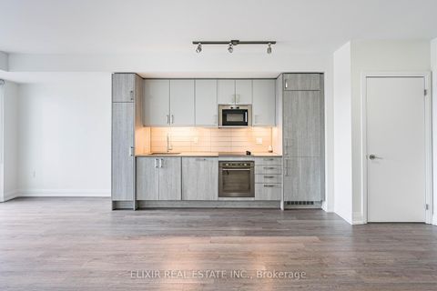 Photo 8 at 1610 - 77 Mutual Street, Yonge Corridor, Toronto