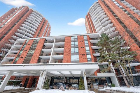 Photo 1 at 1024 - 77 Maitland Place, South St. James Town, Toronto