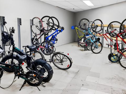 Photo 41 at 1024 - 77 Maitland Place, South St. James Town, Toronto