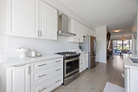 Photo 9 at 50 Troon Avenue, Rural Vaughan, Vaughan