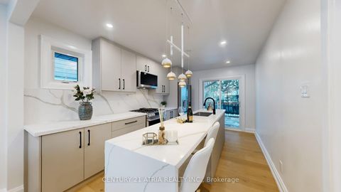 Photo 9 at 392 Bent Crescent, Crosby, Richmond Hill