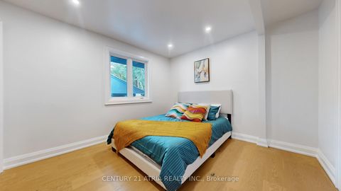 Photo 15 at 392 Bent Crescent, Crosby, Richmond Hill