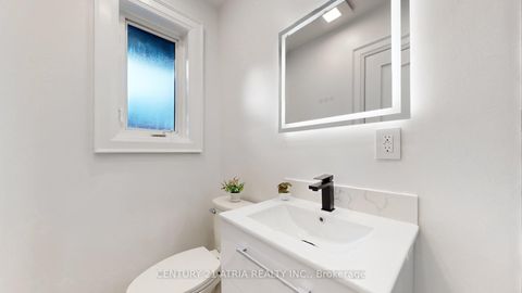 Photo 18 at 392 Bent Crescent, Crosby, Richmond Hill