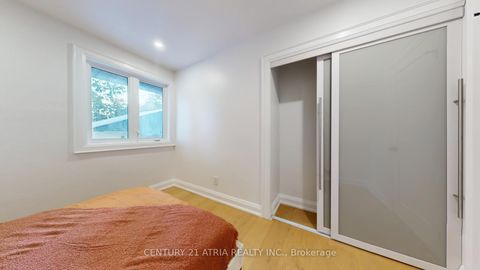 Photo 20 at 392 Bent Crescent, Crosby, Richmond Hill