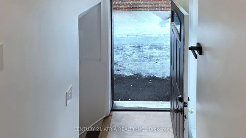 Photo 24 at 392 Bent Crescent, Crosby, Richmond Hill