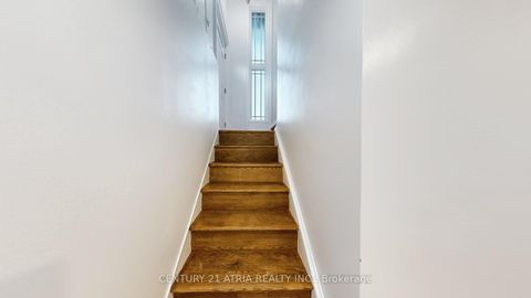 Photo 25 at 392 Bent Crescent, Crosby, Richmond Hill