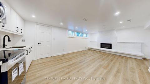 Photo 29 at 392 Bent Crescent, Crosby, Richmond Hill