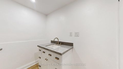 Photo 33 at 392 Bent Crescent, Crosby, Richmond Hill