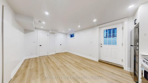 Photo 37 at 392 Bent Crescent, Crosby, Richmond Hill