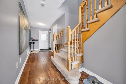 Photo 7 at 51 Touchette Drive, Holly, Barrie