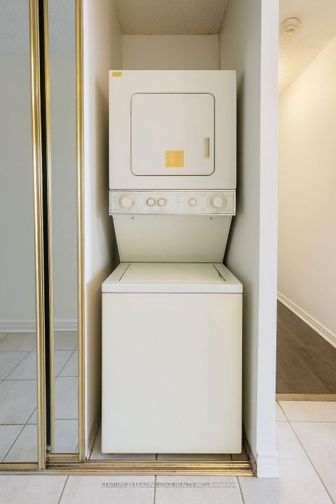 Photo 28 at 112 - 236 Albion Road, Old Rexdale, Toronto