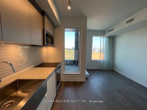 Photo 10 at 619 - 270 Dufferin Street, South Parkdale, Toronto