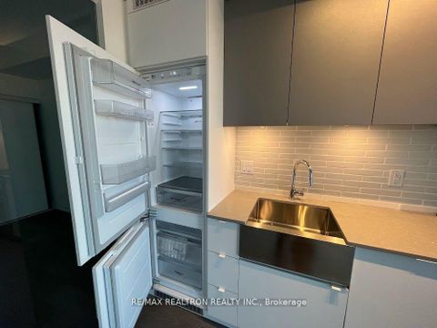 Photo 16 at 619 - 270 Dufferin Street, South Parkdale, Toronto