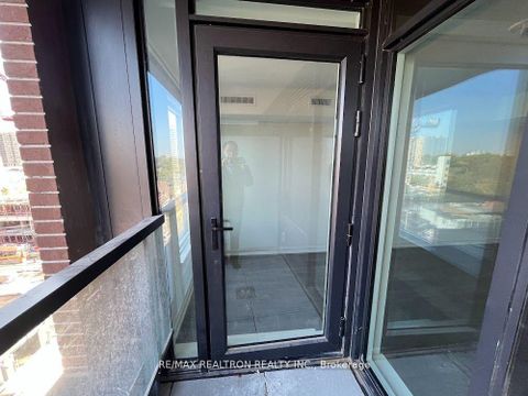 Photo 20 at 619 - 270 Dufferin Street, South Parkdale, Toronto