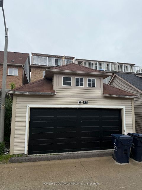 Photo 9 at 22 Troyer Avenue, York University Heights, Toronto