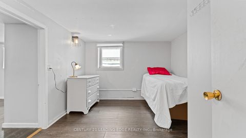 Photo 19 at 195 Albert Street, Central, Oshawa