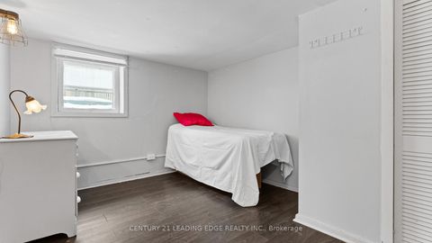 Photo 20 at 195 Albert Street, Central, Oshawa