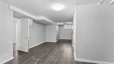 Photo 22 at 195 Albert Street, Central, Oshawa