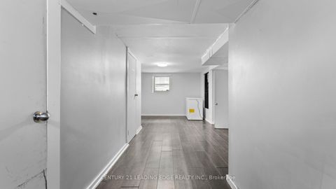 Photo 24 at 195 Albert Street, Central, Oshawa