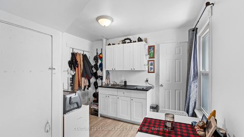 Photo 29 at 195 Albert Street, Central, Oshawa