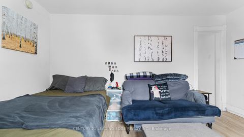 Photo 32 at 195 Albert Street, Central, Oshawa