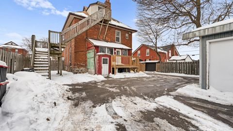 Photo 38 at 195 Albert Street, Central, Oshawa