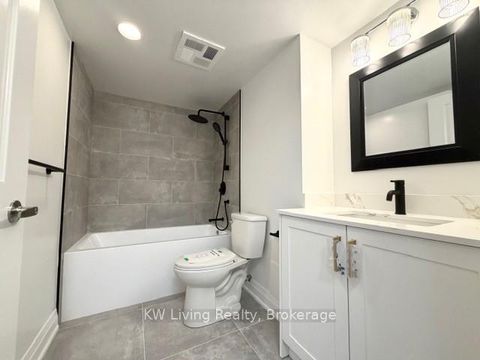 Photo 11 at 604 - 75 Norman Bethune Avenue, Beaver Creek Business Park, Richmond Hill