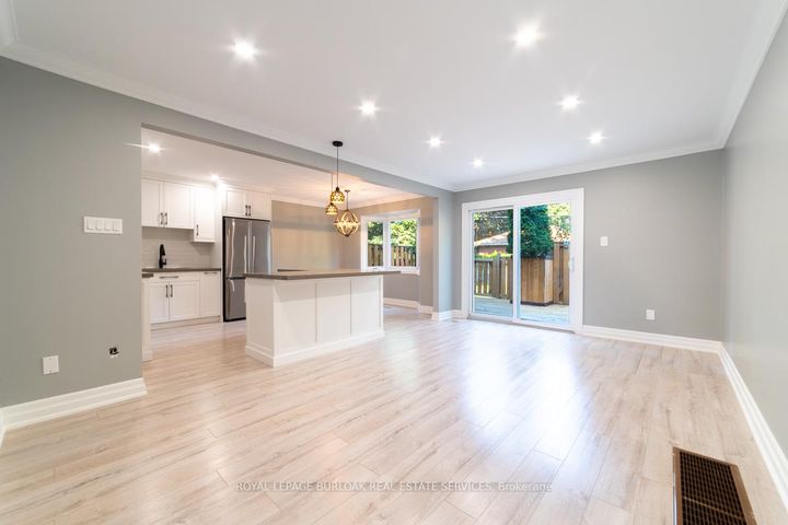 Photo 5 at 2 - 1011 White Oak Drive, LaSalle, Burlington