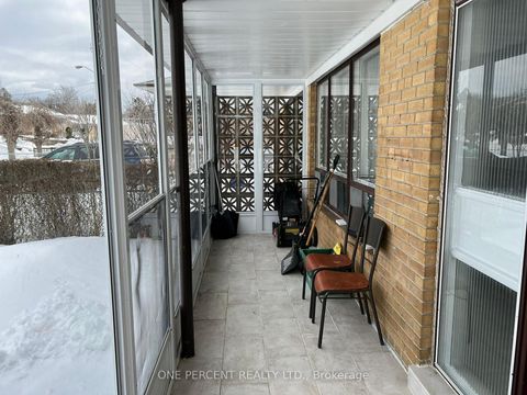 Photo 13 at 80 Fallingdale Crescent, York University Heights, Toronto
