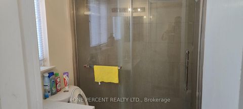 Photo 23 at 80 Fallingdale Crescent, York University Heights, Toronto
