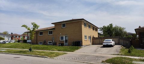 Photo 34 at 80 Fallingdale Crescent, York University Heights, Toronto