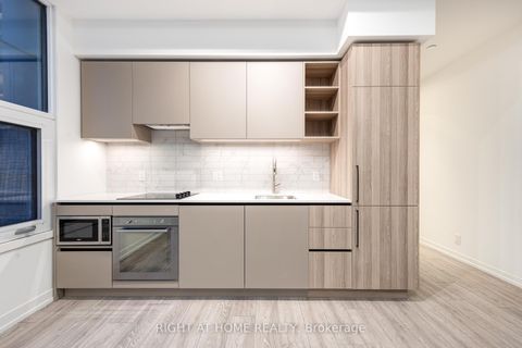 Photo 5 at 605 - 55 Mercer Street, Waterfront Communities C1, Toronto