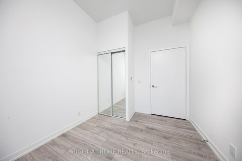 Photo 10 at 605 - 55 Mercer Street, Waterfront Communities C1, Toronto