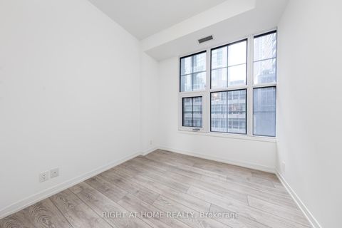 Photo 12 at 605 - 55 Mercer Street, Waterfront Communities C1, Toronto