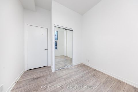 Photo 13 at 605 - 55 Mercer Street, Waterfront Communities C1, Toronto