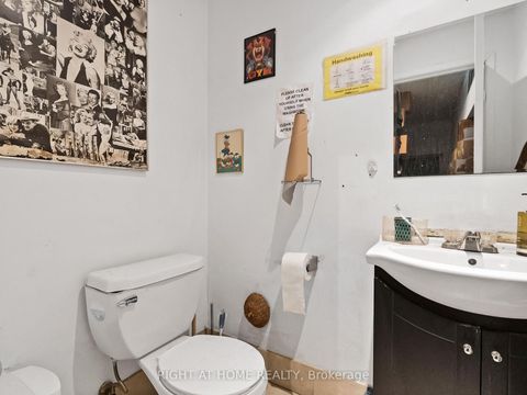 Photo 16 at 4 - 1601 Birchmount Road, Dorset Park, Toronto