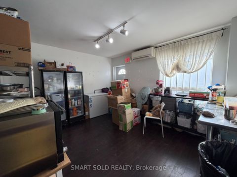 Photo 3 at 2nd Fl - 4714 Yonge Street, Westgate, Toronto