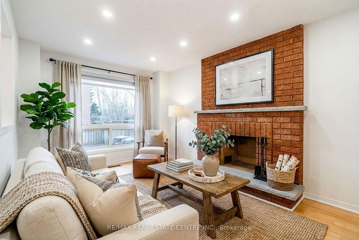 Photo 6 at 796 Buckingham Court, Everett (Creditview), Adjala-Tosorontio