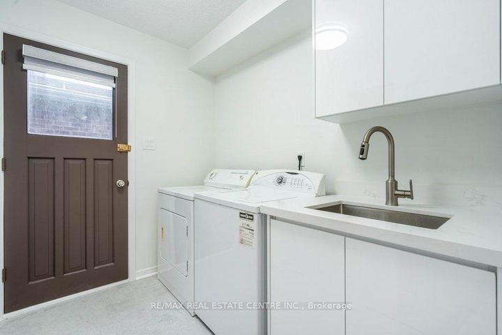 Photo 13 at 796 Buckingham Court, Everett (Creditview), Adjala-Tosorontio