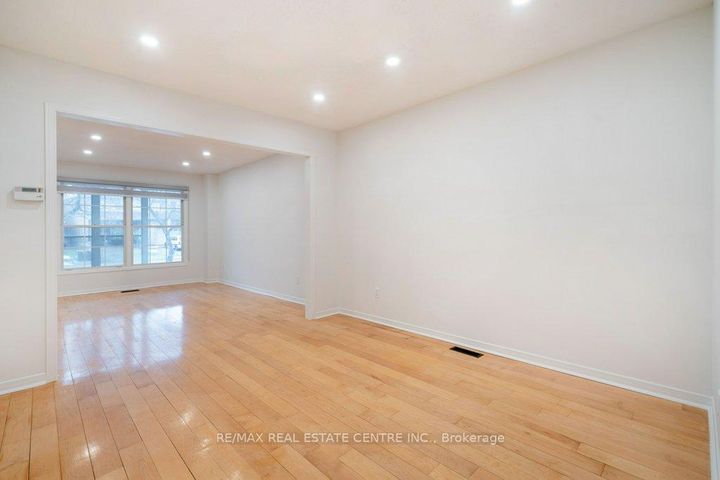 Photo 23 at 796 Buckingham Court, Everett (Creditview), Adjala-Tosorontio