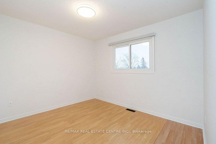 Photo 31 at 796 Buckingham Court, Everett (Creditview), Adjala-Tosorontio