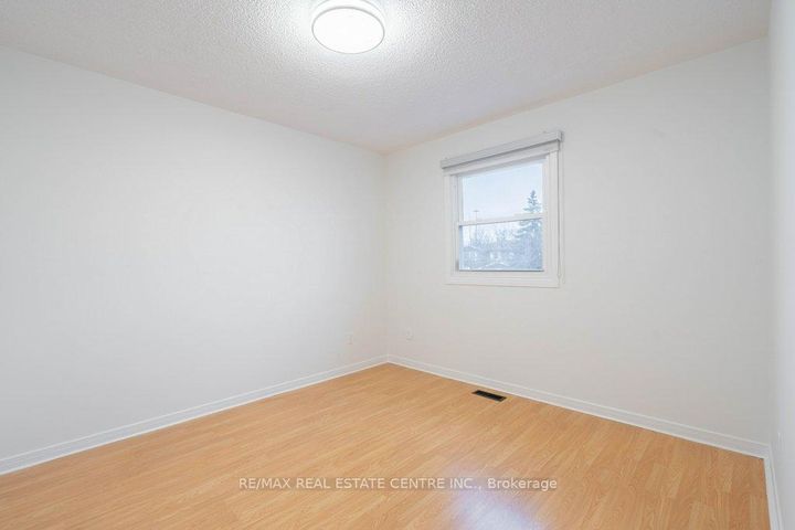 Photo 32 at 796 Buckingham Court, Everett (Creditview), Adjala-Tosorontio