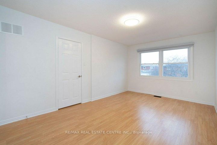 Photo 35 at 796 Buckingham Court, Everett (Creditview), Adjala-Tosorontio