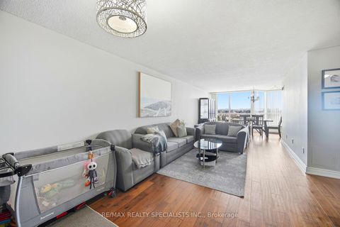 Photo 16 at 611 - 1 Rowntree Road, Jamestown, Toronto