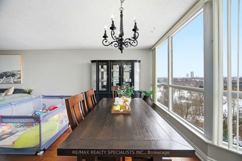 Photo 17 at 611 - 1 Rowntree Road, Jamestown, Toronto